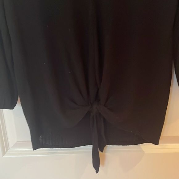 Black top with front tie - Picture 2 of 5